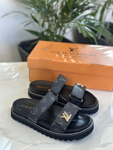 Louis Vuitton slipper - black Lv