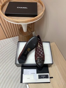 chanel Bordeaux bkack shoes