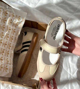 Adidas Samba Sandal - Beige black