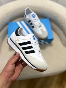 Adidas SL 72 - black white
