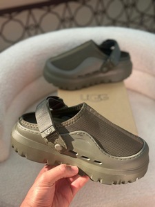 UGG PeakMod Sandal - oil