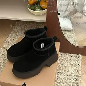 UGG Boots High Insole - black