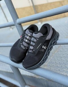 Cloud stratus 3 - Black