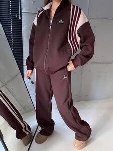 Suits Alo -brown