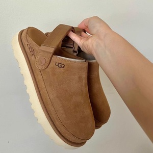 Ugg camel