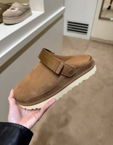 Ugg camel