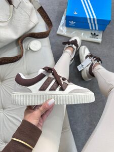 Adidas Space beige brown