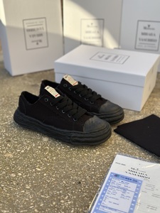 MMY - black