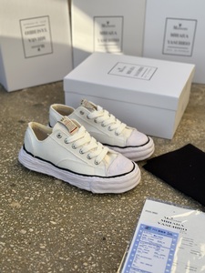MMY - white