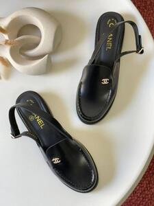 chanel Bordeaux bkack shoes