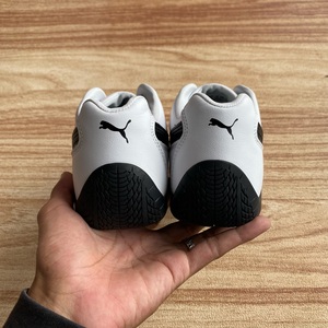 Puma shoes white