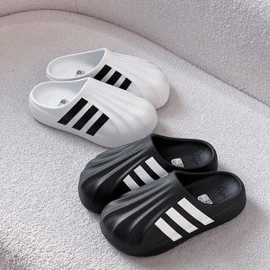 Adidas Slipper - black