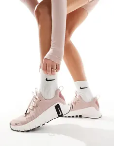 Nike Free Metcon 6  - pink