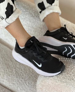 “Nike TR 14   “Black Wihte