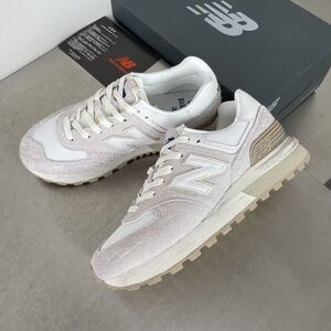 NEW BALANCE 574 - beige