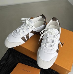Louis Vuitton  white