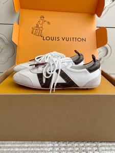Louis Vuitton  white