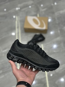 ASICS GEL-QUANTUM 360 black