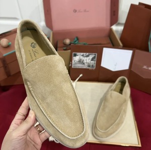 Loro Piana -  beige