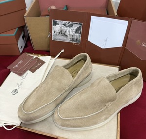 Loro Piana -  beige