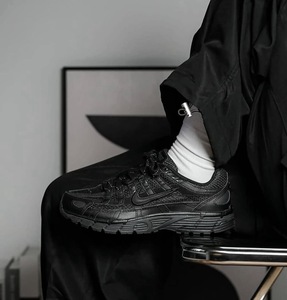 Nike P-6000-black