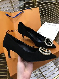 Louis Vuitton Heels - Black