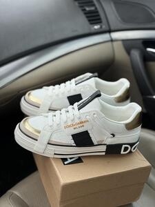 Dolce & Gabbana white black