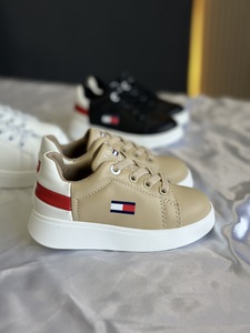 TOMMY kids peige