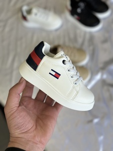 TOMMY kids white