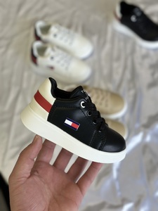 TOMMY kids black
