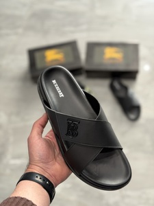 Men's BURBERRY Slipper -Black