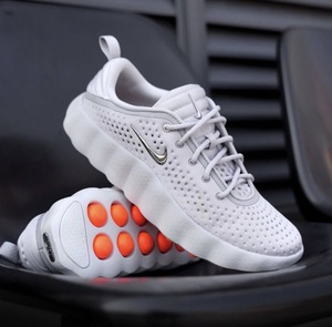 Nike mind 002- Gray