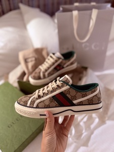 GUCCI Dark GT - Beige