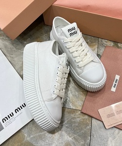 MIU MIU white