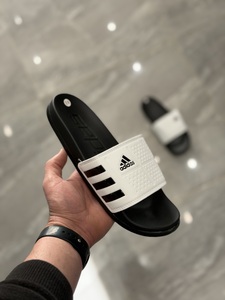 Adidas Slipper -  white black