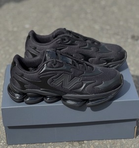 Newbalance -2000   Black