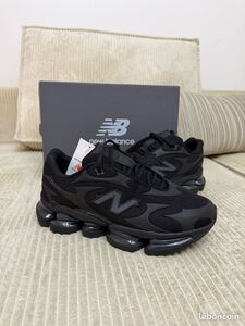 Newbalance -2000   Black
