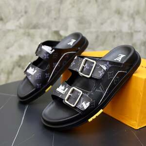 Men's Lv Slipper -Black white
