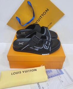 Men's Lv Slipper -Black
