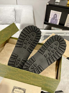 Men's GUCCI Slipper -Black