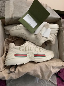 GUCCI  Rhyton - Beige