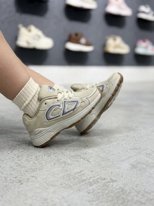 DIOR shoes kids-  Beige