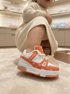 Louis Vuitton CHILDREN -Orange