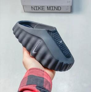 Nike mind001 kids- black