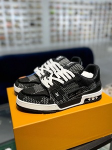 Louis Vuitton LV Trainer - Black