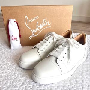 Christian Louboutin - White