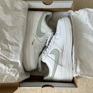 נייקי AF1 - לבן אפור