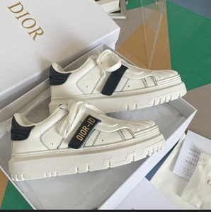 DIOR-Id Stylish-White Black