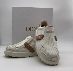 DIOR-Id Stylish-White Beige