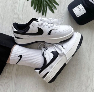 Nike Women's gama SE black